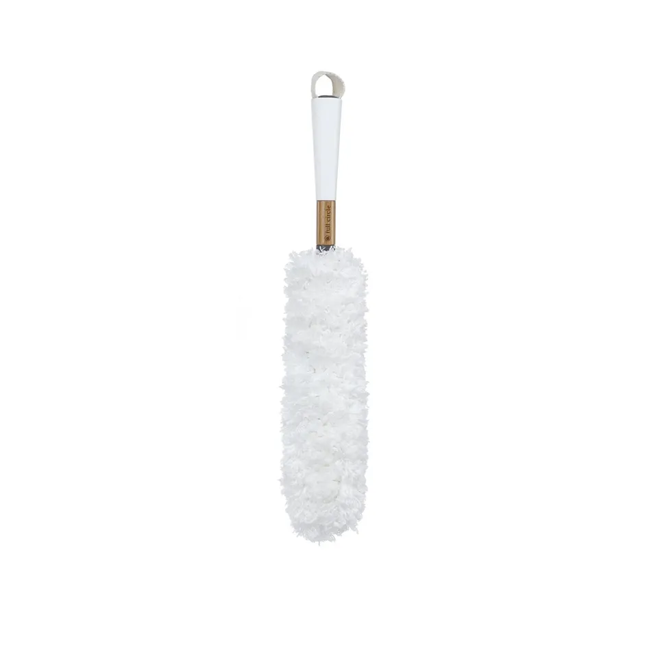 full-circle-the-wash-dry-fluffy-duster-with-washable-microfiber-head image 1