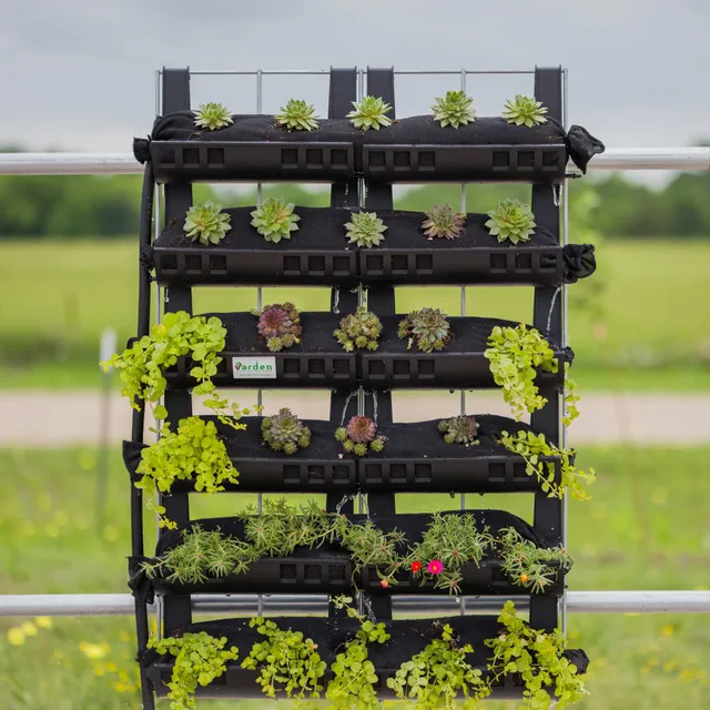 bootstrap-farmer-varden-kitchen-garden-vertical-garden-kit image 1