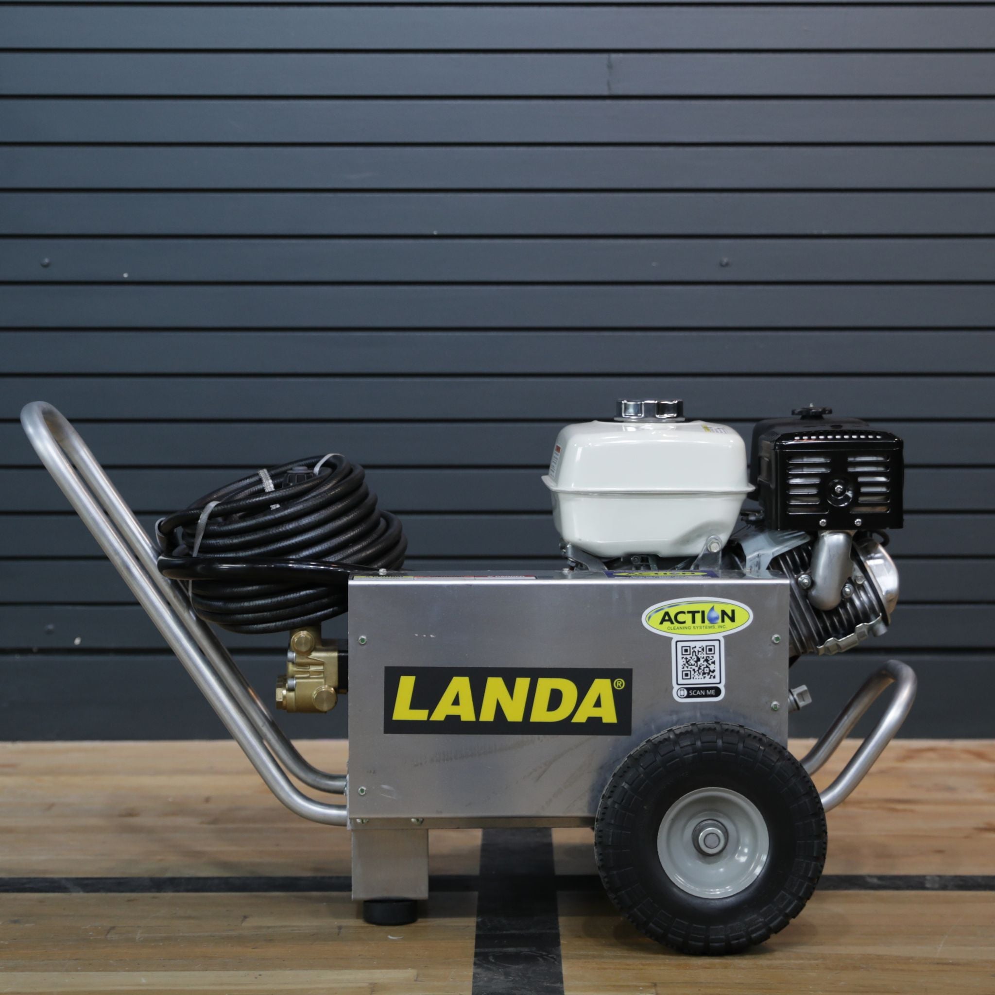 bootstrap-farmer-landa-hd3-5-35-gas-powered-pressure-washer image 2