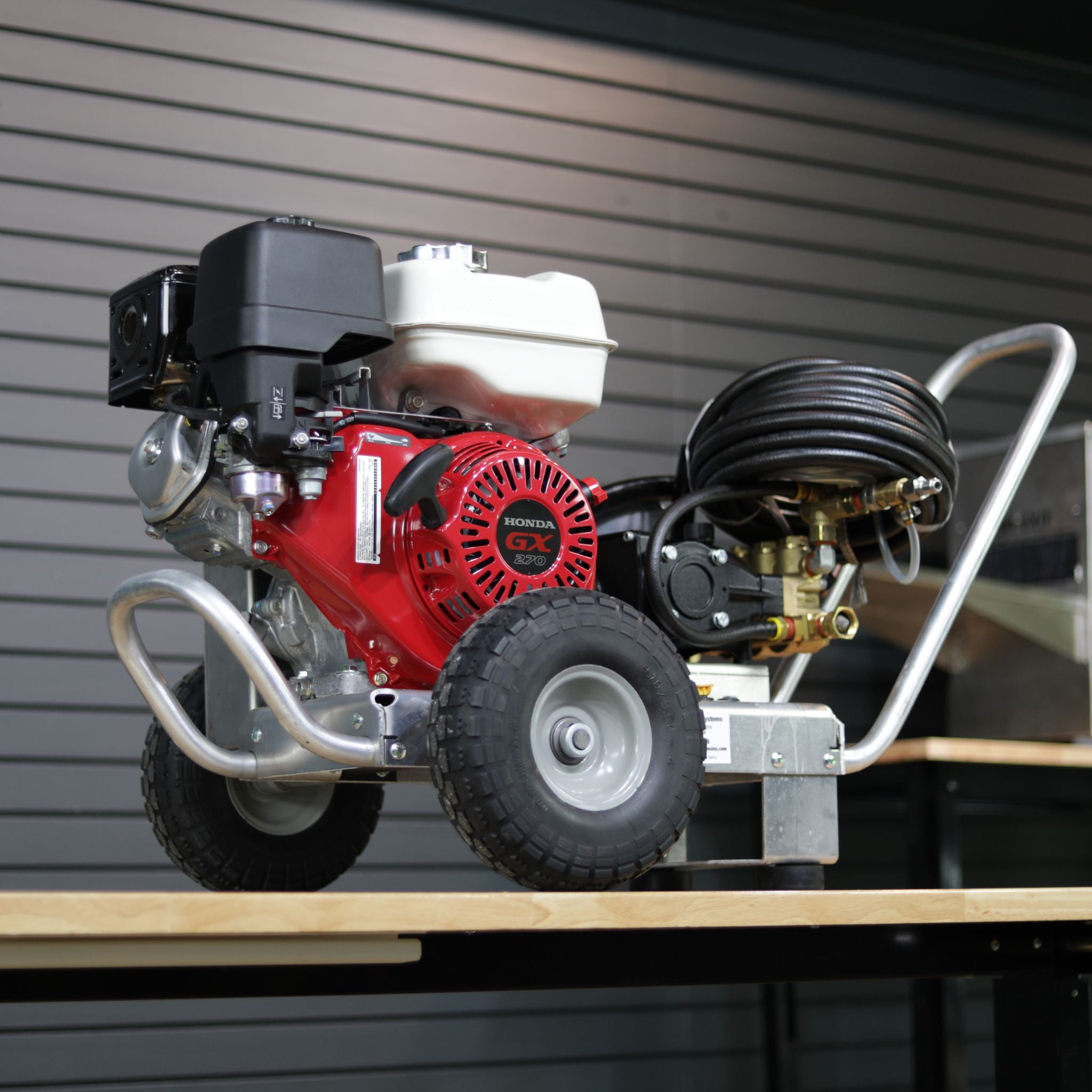 bootstrap-farmer-landa-hd3-5-35-gas-powered-pressure-washer image 1