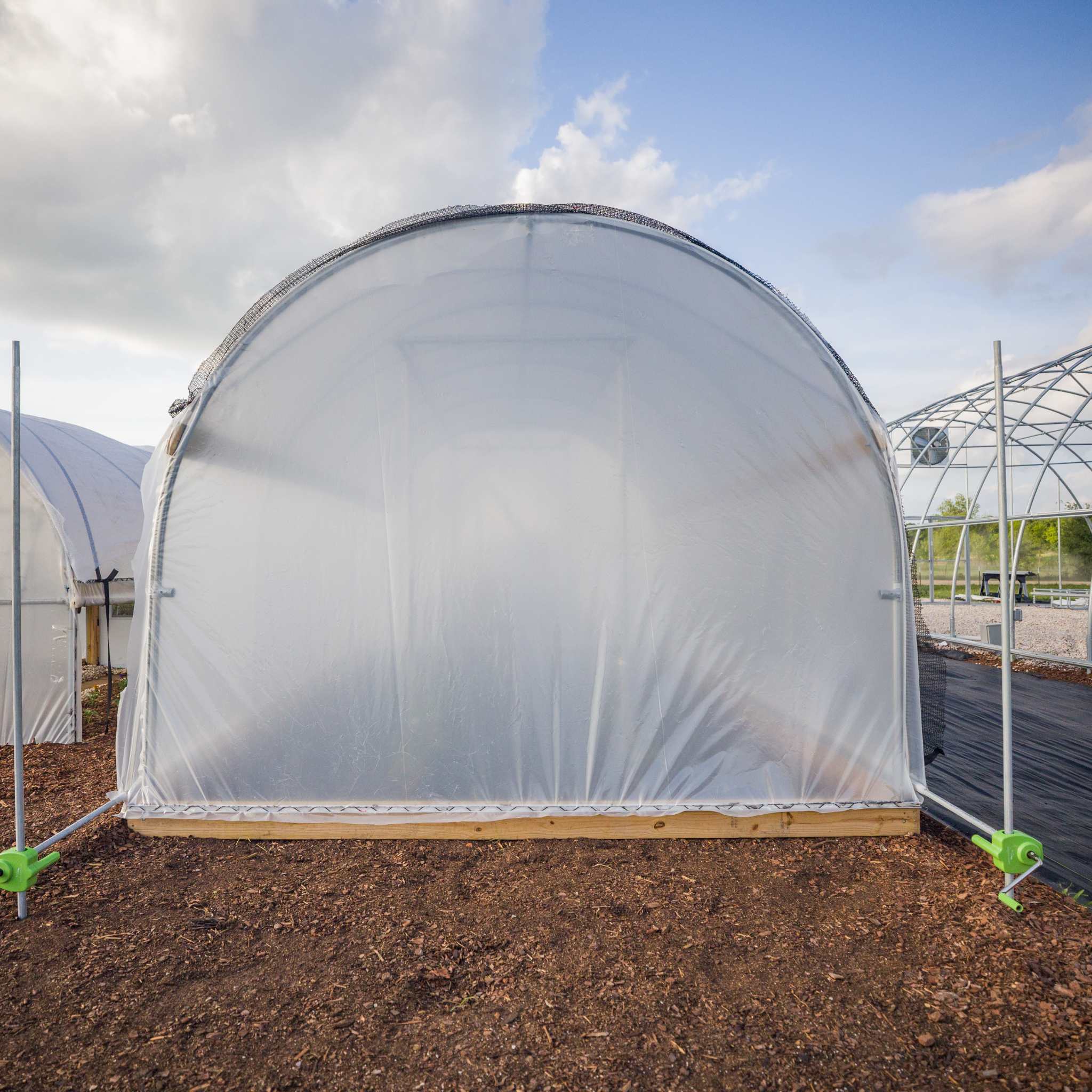 bootstrap-farmer-10-essential-round-high-tunnel-galvanized-steel-frame-6-mil-uv- image 6