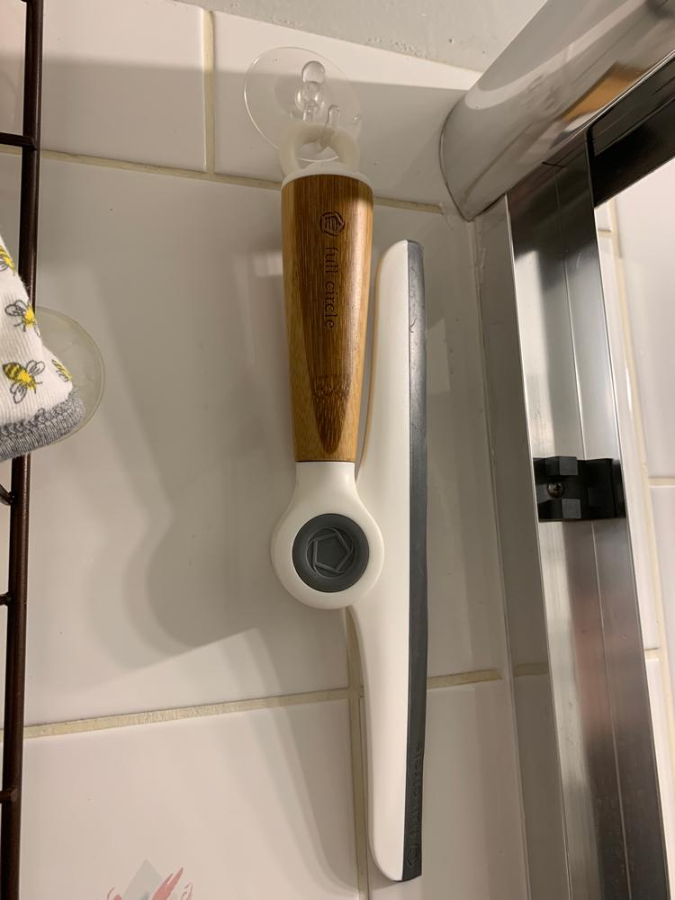 Love this squeegee
