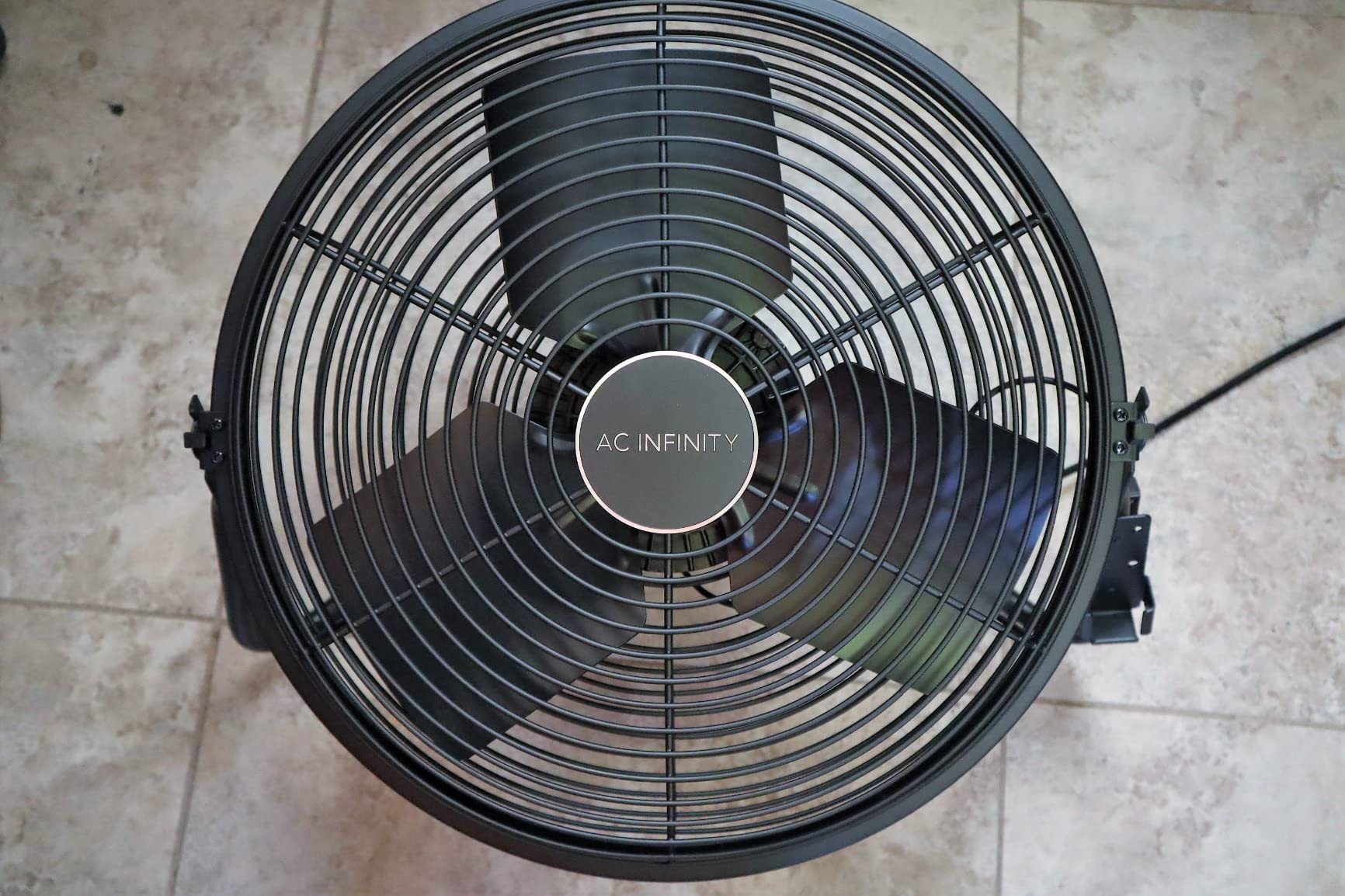 Great airflow, but mounting is tricky