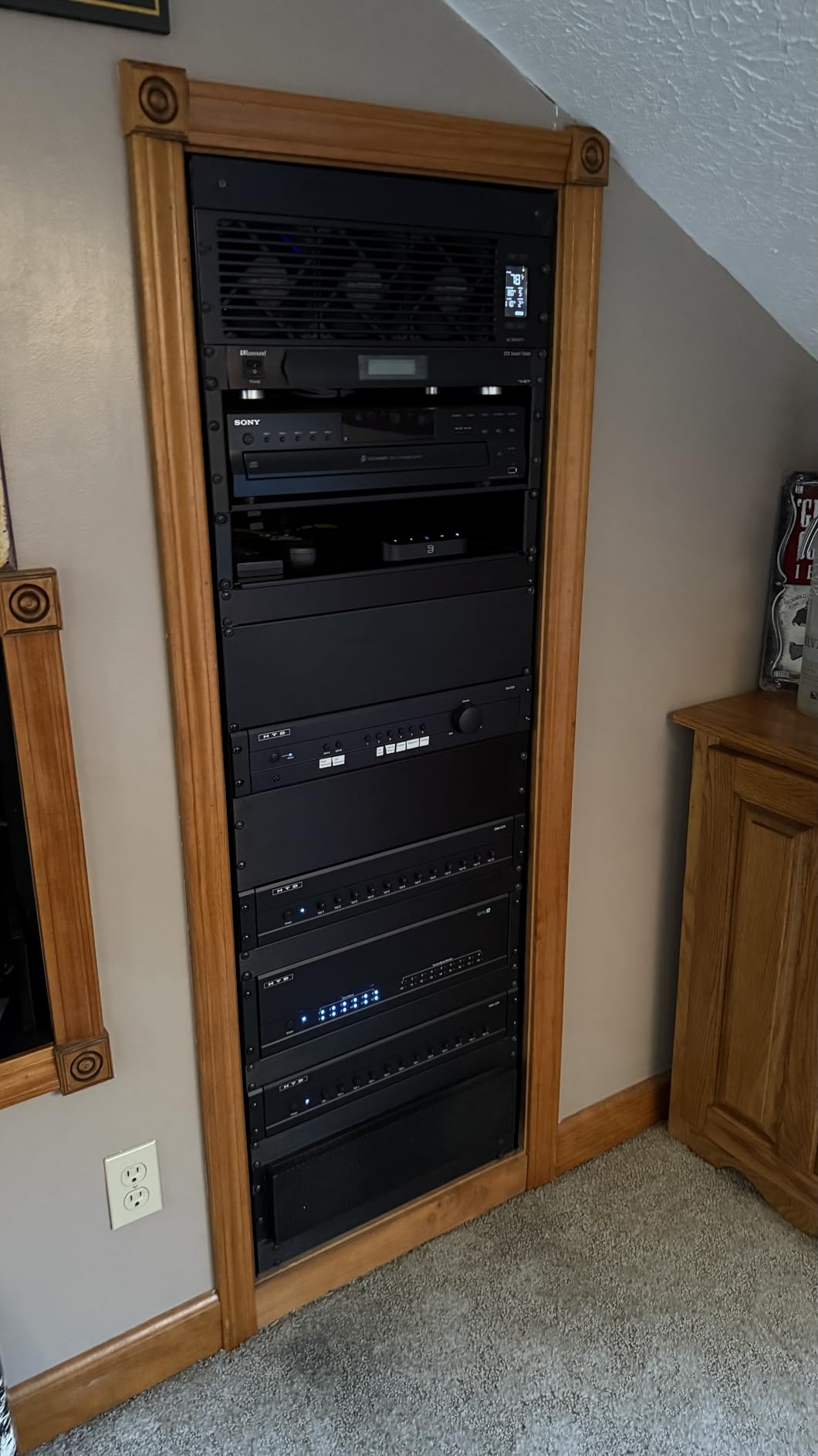 Keeps my rack cool