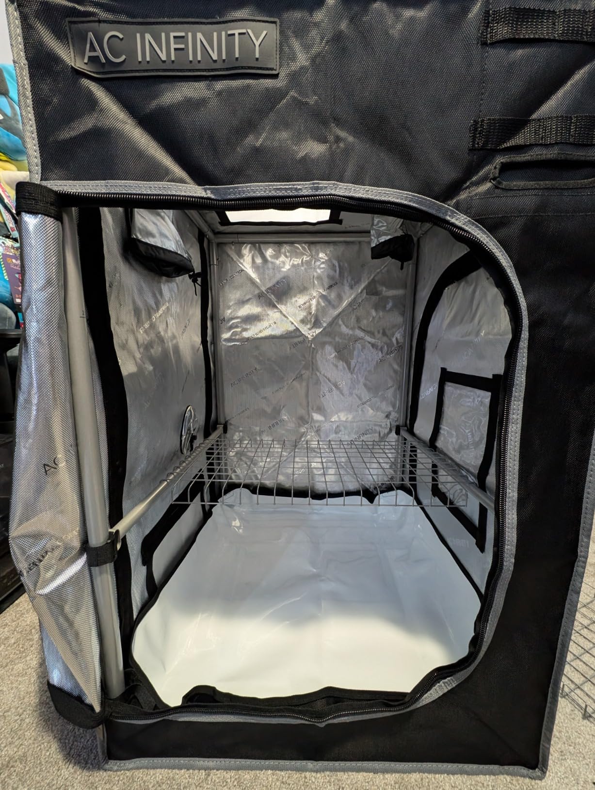 Nice tent but missing a vent