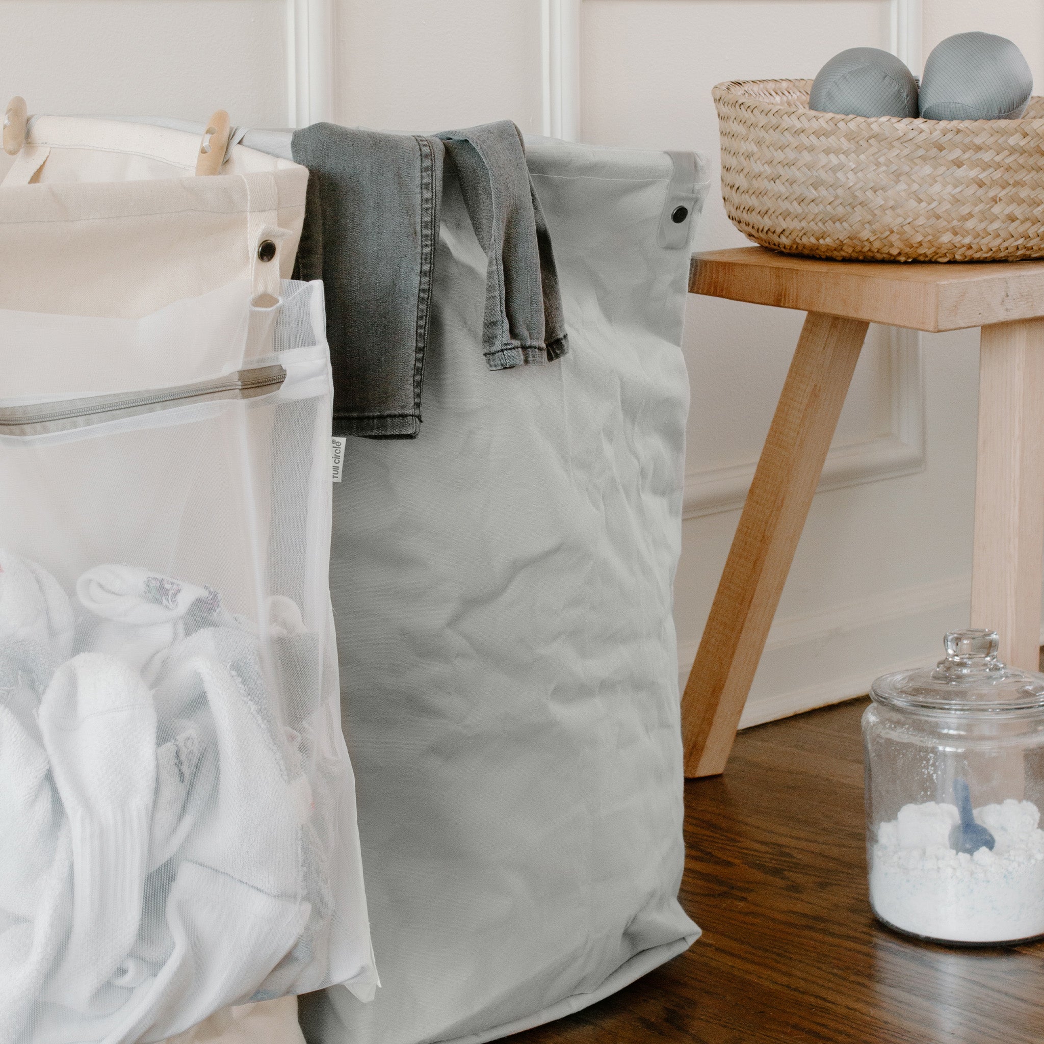 full-circle-collapsible-laundry-bag-set-2-pack image 6
