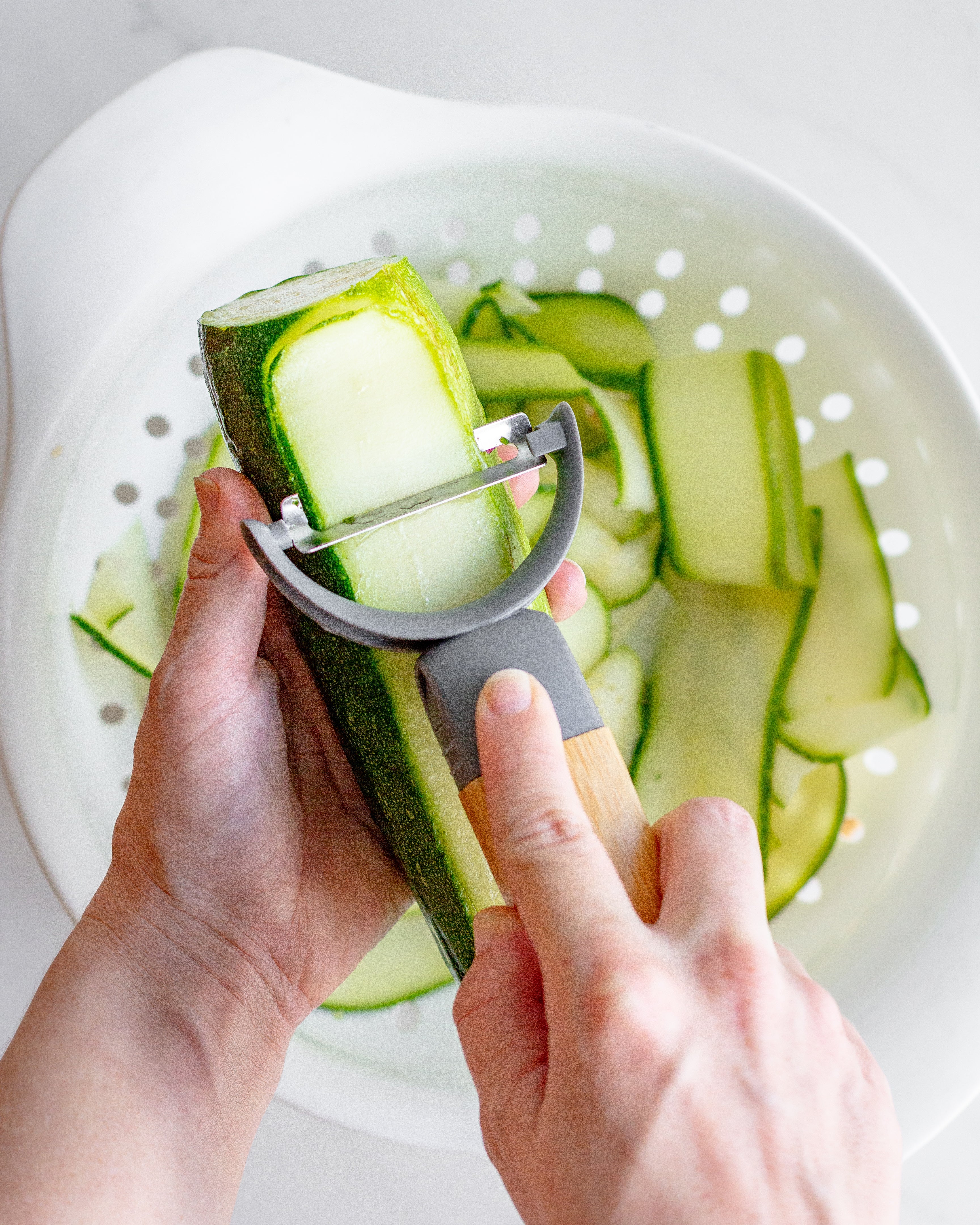 full-circle-the-produce-peeler image 3