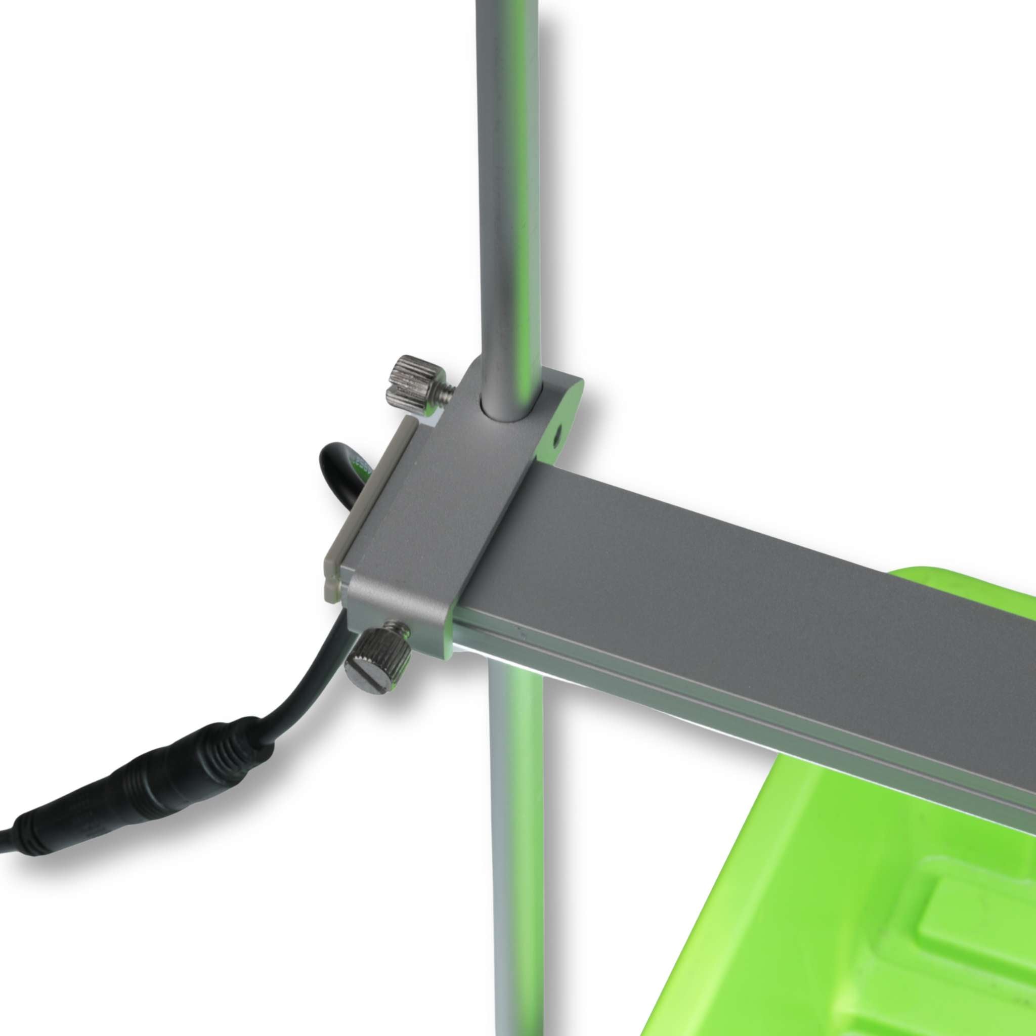 bootstrap-farmer-2-ft-led-grow-light-with-stand-6400k-daylight-adjustable-height image 6