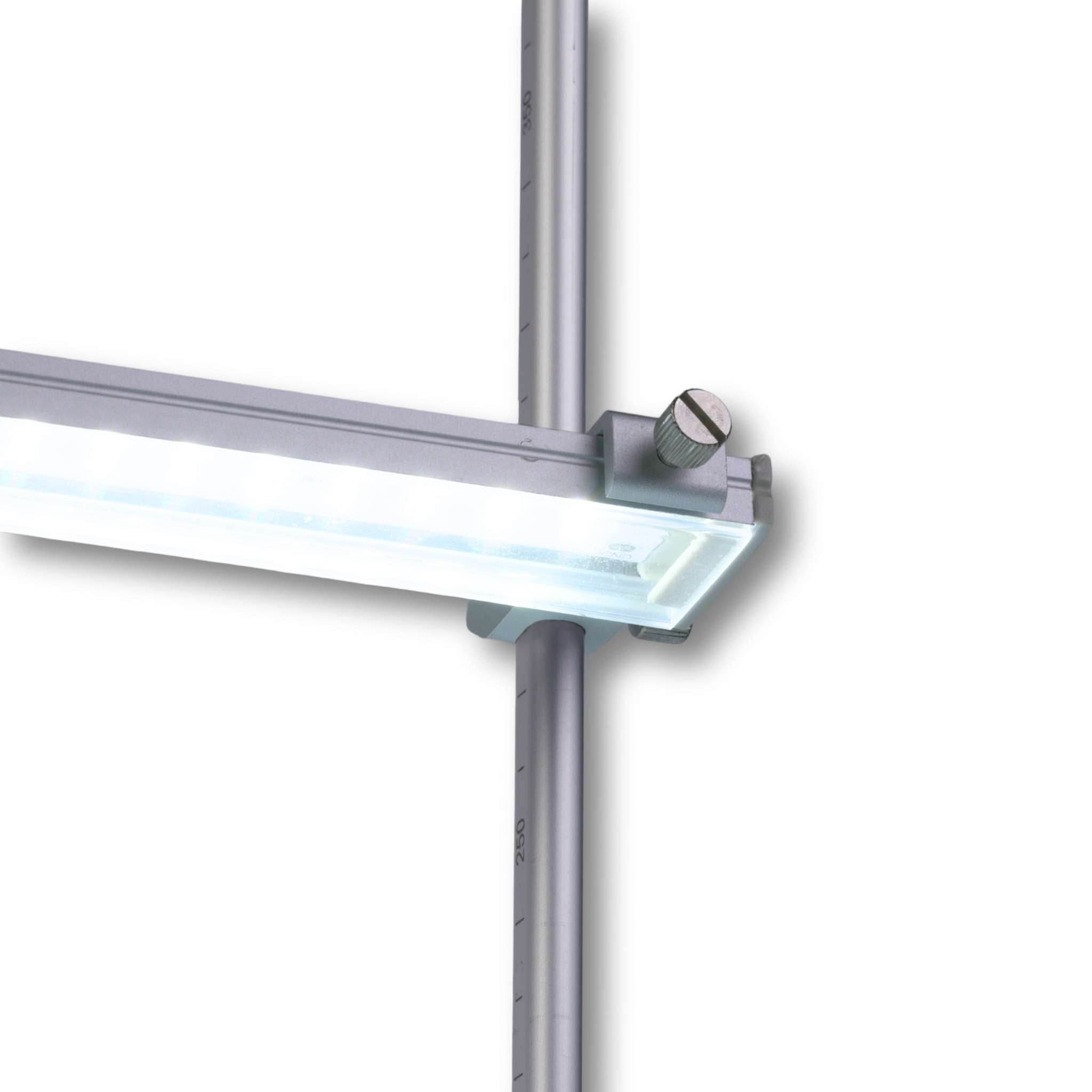 bootstrap-farmer-2-ft-led-grow-light-with-stand-6400k-daylight-adjustable-height image 5