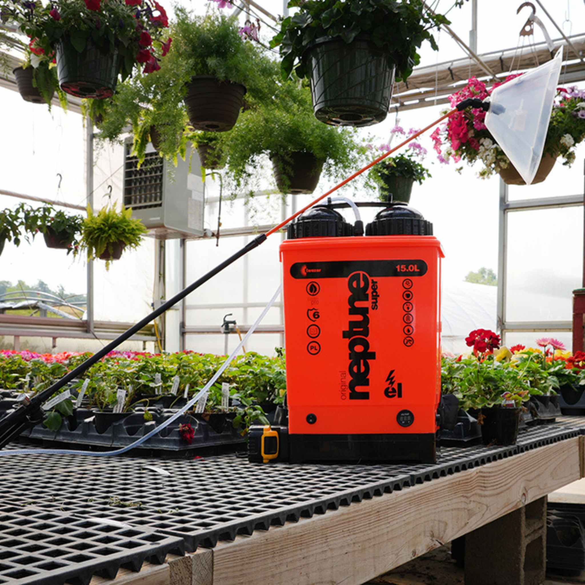 bootstrap-farmer-kwazar-neptune-commercial-15l-backpack-sprayer-manual-or-electr image 2