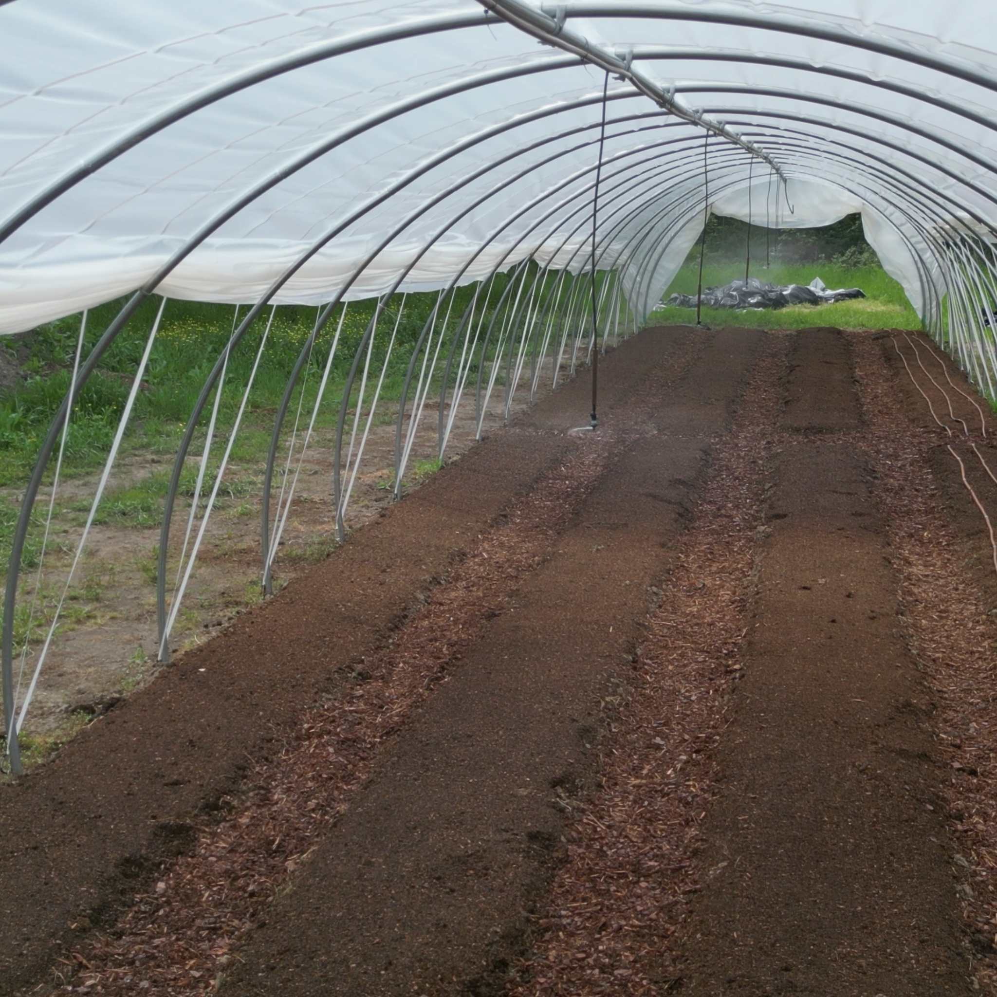 bootstrap-farmer-overhead-irrigation-kit-for-hoop-houses image 5