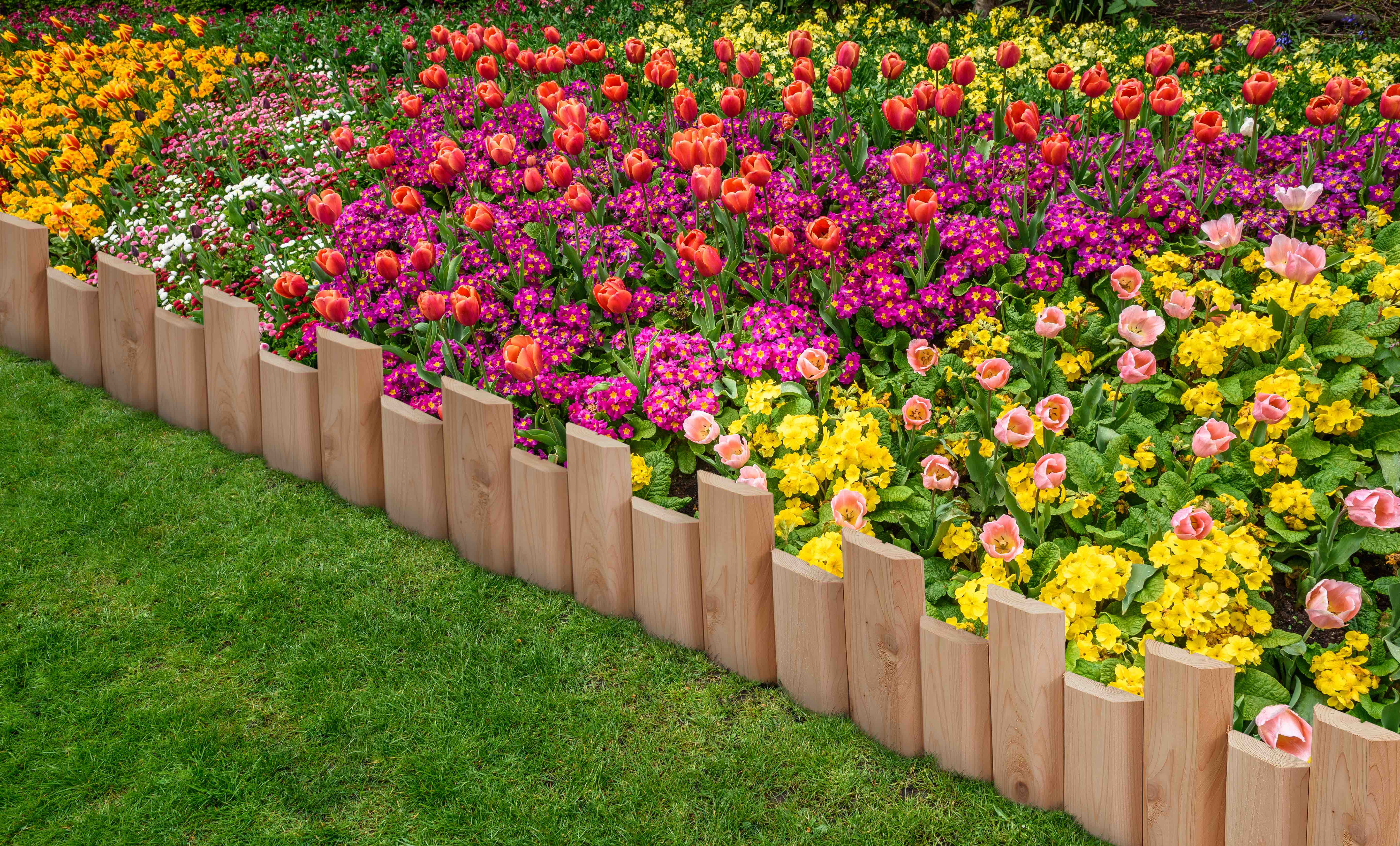greenes-fence-cedar-wood-landscape-edging-18-in-w-x-5-7-in-h-x-3-4-in-d-12-pack- image 2