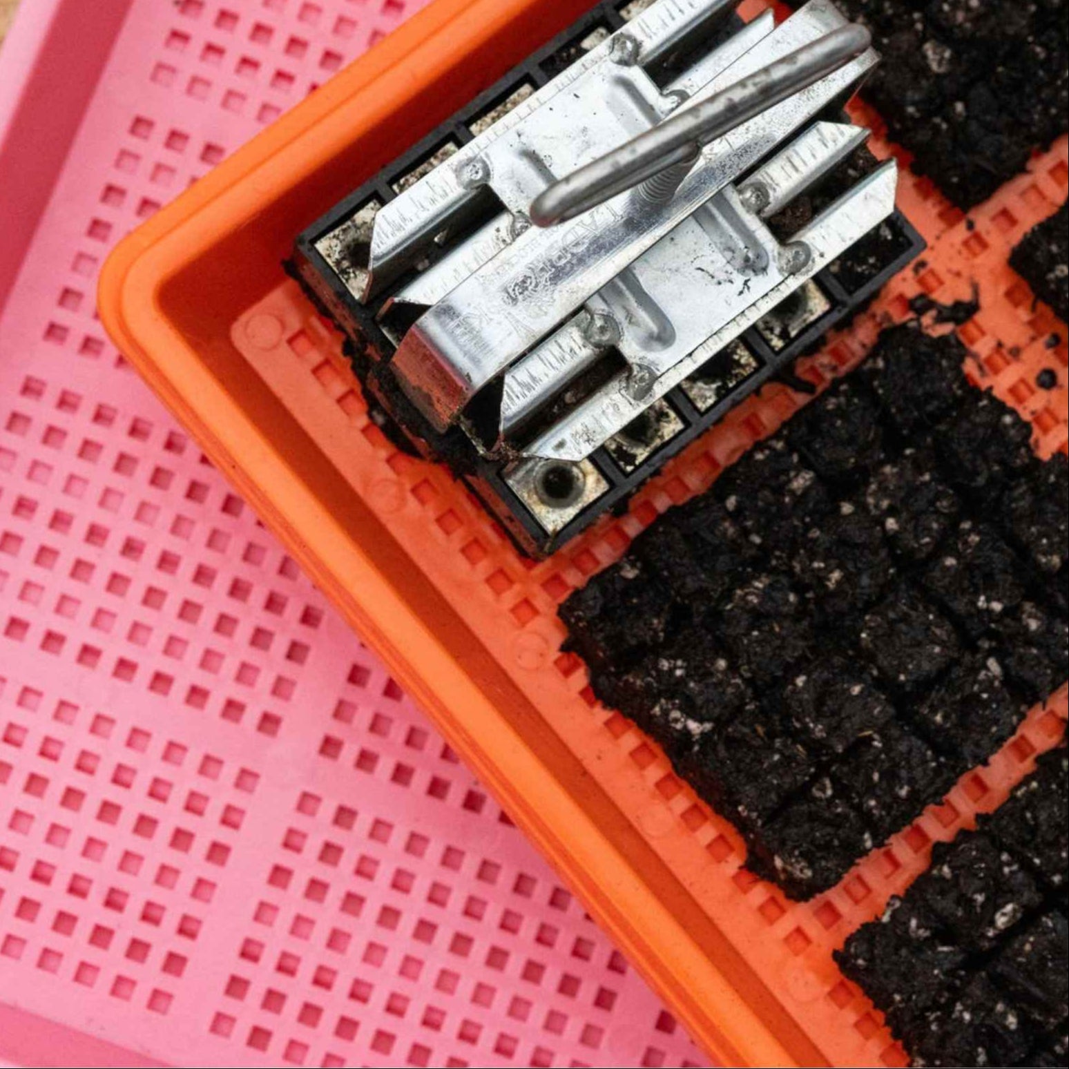 bootstrap-farmer-complete-soil-blocking-starter-kit-mini-20-2-blocker-trays-pins image 8